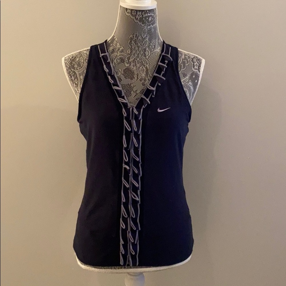 Nike Dryfit shirt 🌼